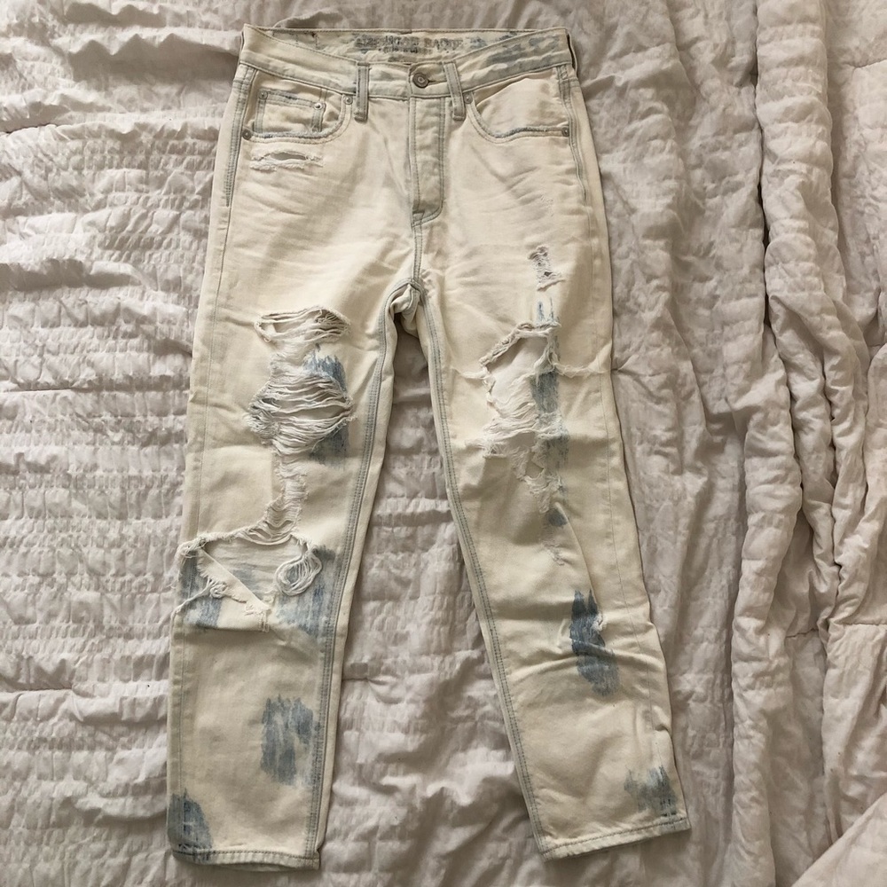 FINAL DAY American Eagle Mom Jeans